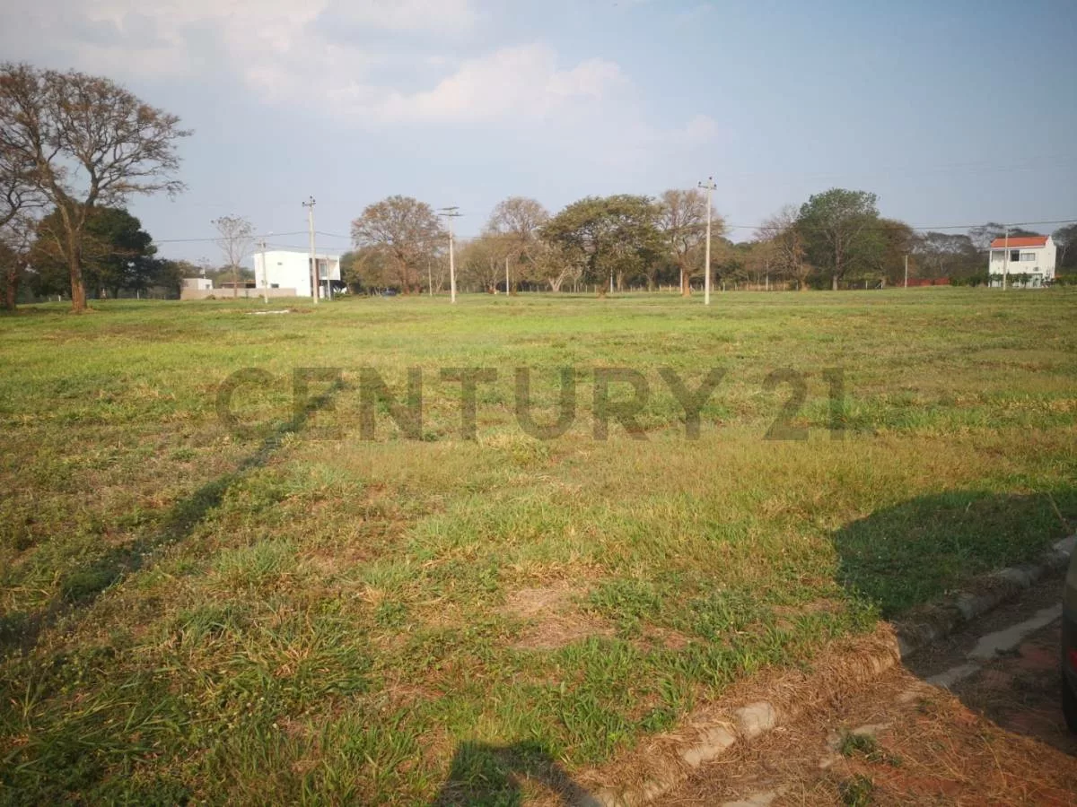 Terreno de 730 m² en Urbanización Urubó Norte